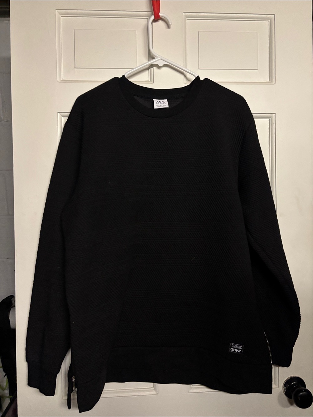 Zara Black Textured Crewneck Sweatshirt